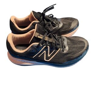 New Balance Fresh Foam Dynasoft Trail Running Shoes Black Pink Women Size 11
